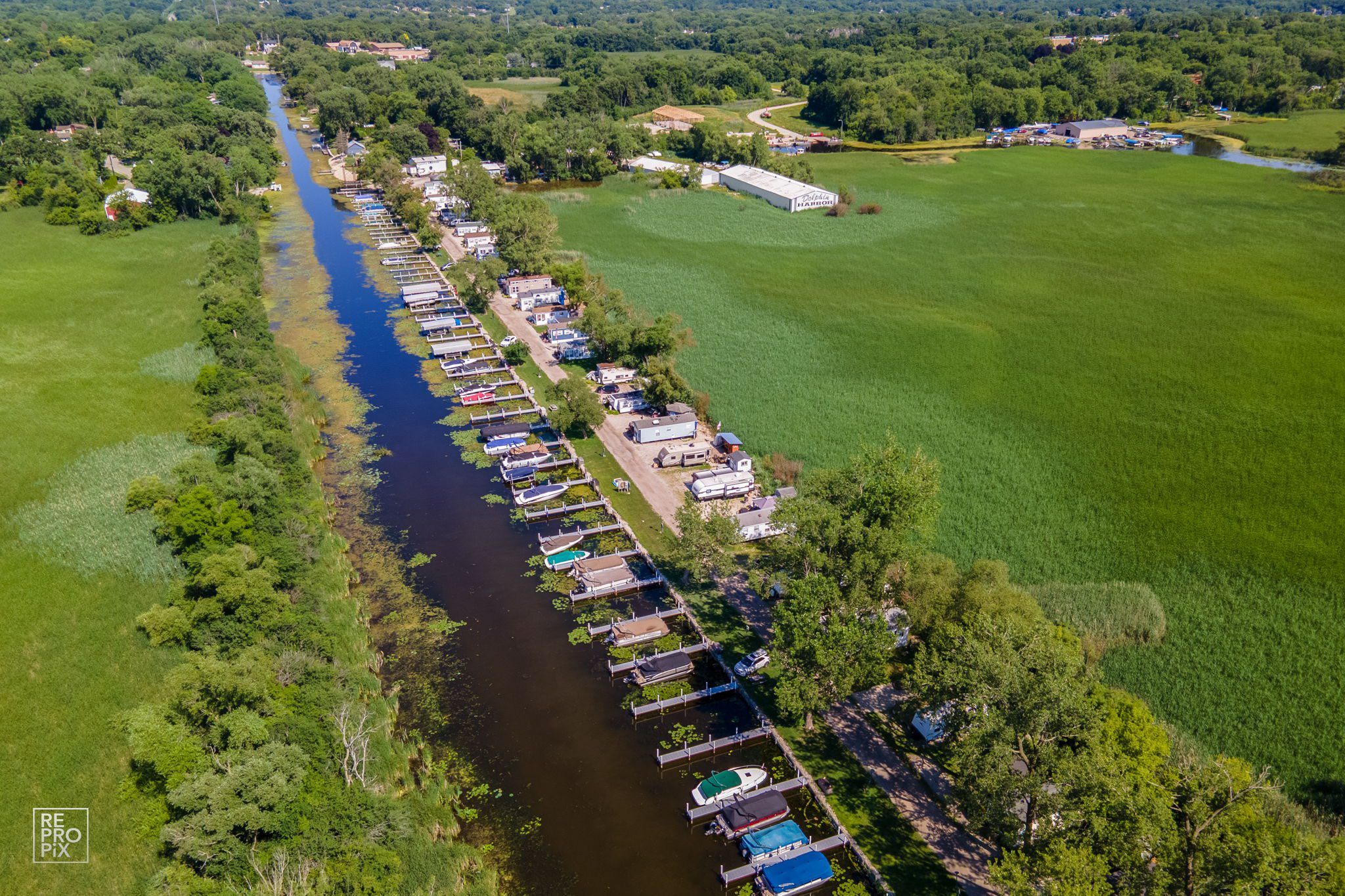 Northern Il, Marina & Mh Waterfront Gated Community  
